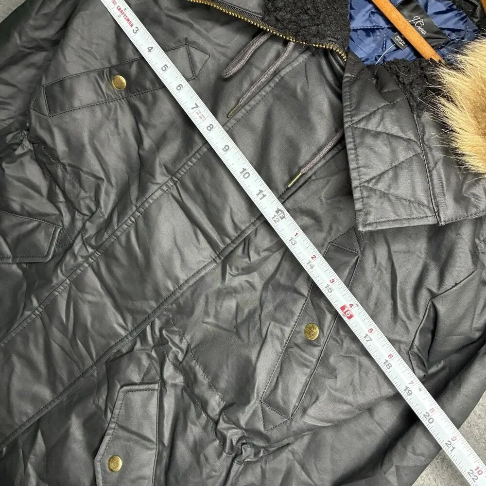 J.Crew Perfect Winter Parka Eco Friendly Primaloft Women Small Black Fur Hood